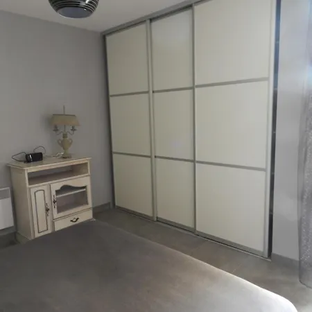 Appartement A 5mn A Pied Des Plages LʼÎle-Rousse